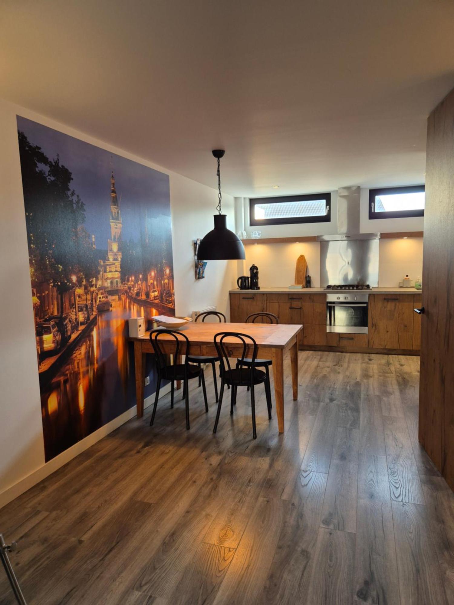 Fab City Apartment Алкмар Экстерьер фото